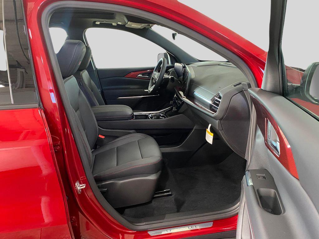 new 2026 Chevrolet Traverse car, priced at $53,210