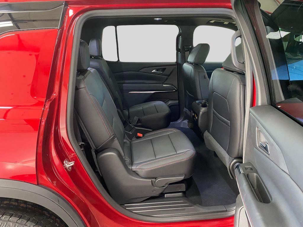 new 2026 Chevrolet Traverse car, priced at $53,210