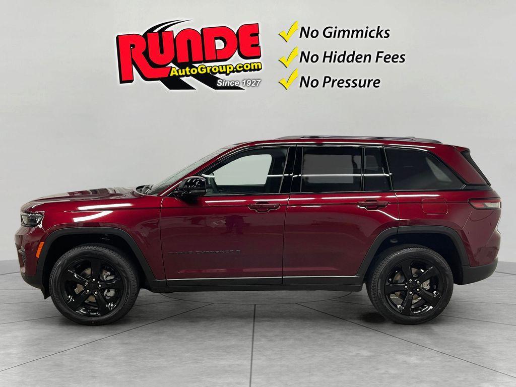 new 2025 Jeep Grand Cherokee car, priced at $50,224