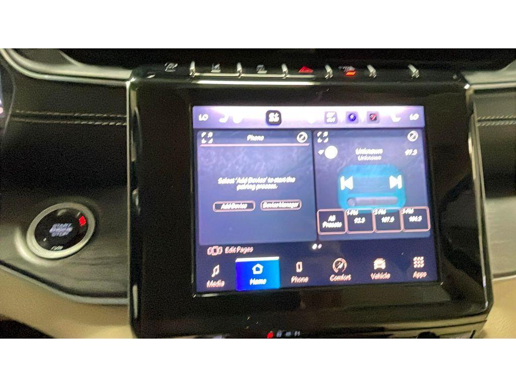 used 2022 Jeep Grand Cherokee car, priced at $32,770