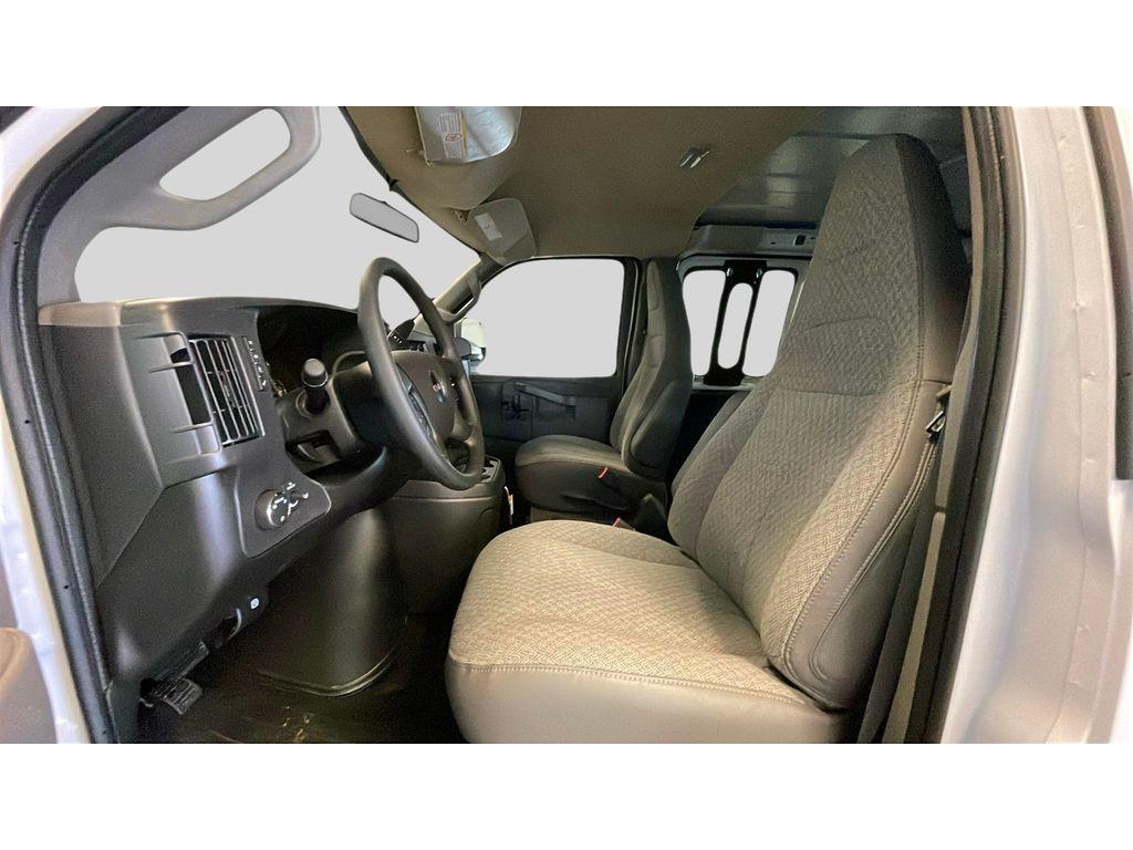 new 2025 GMC Savana 3500 car, priced at $52,295