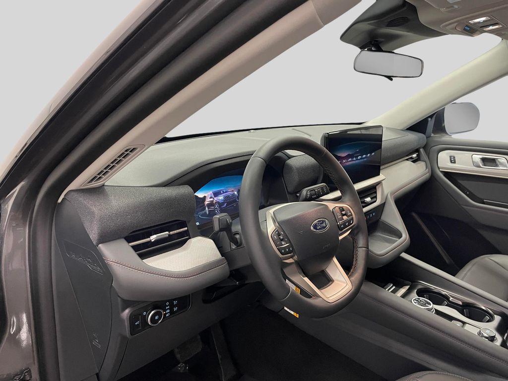 new 2025 Ford Explorer car, priced at $46,951