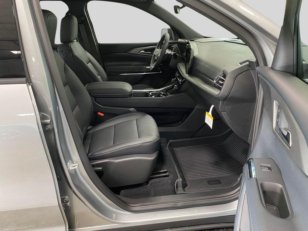 new 2026 Chevrolet Traverse car, priced at $46,845
