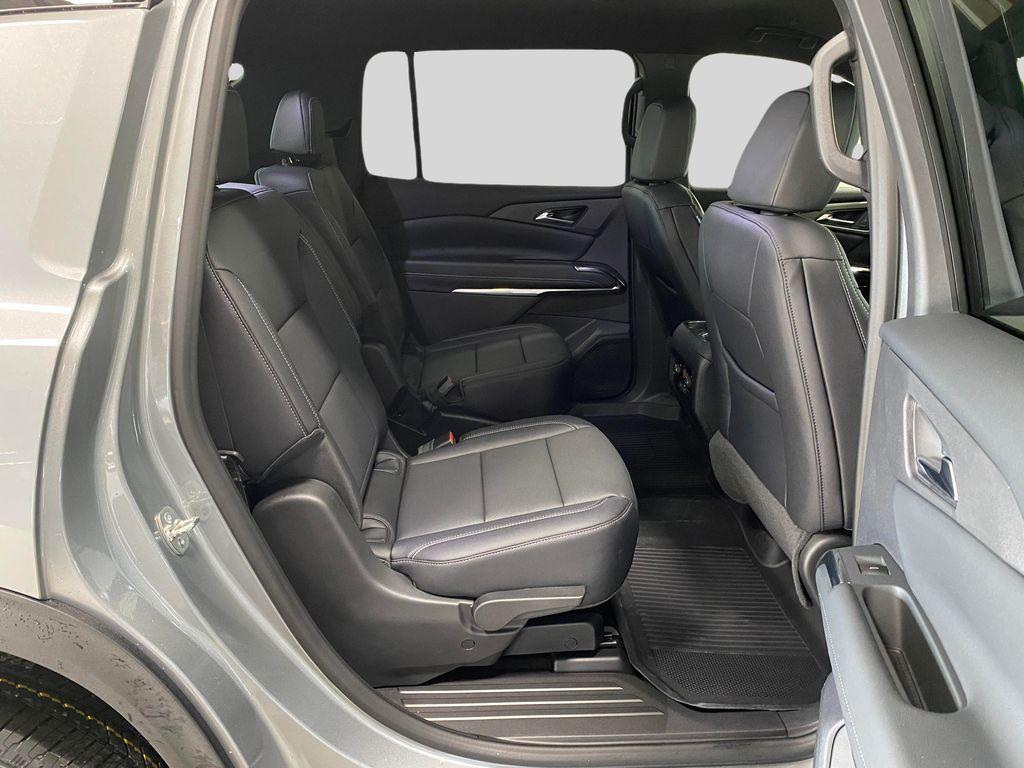 new 2026 Chevrolet Traverse car, priced at $46,845