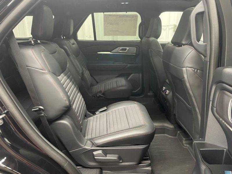 new 2025 Ford Explorer car, priced at $52,740