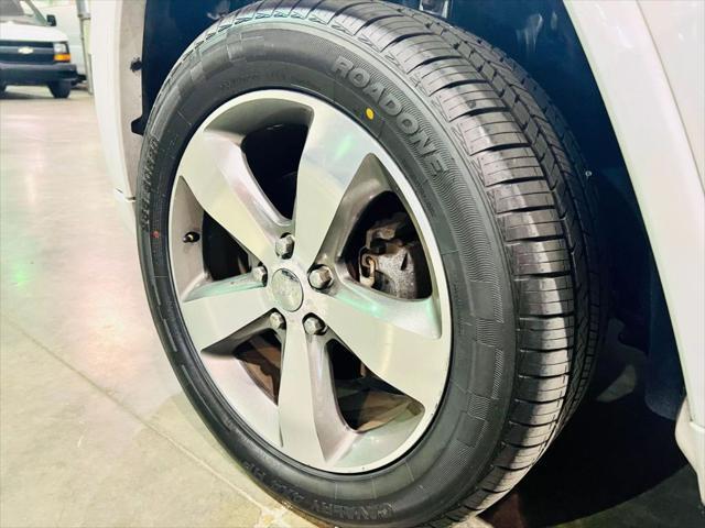 used 2016 Jeep Grand Cherokee car, priced at $14,990