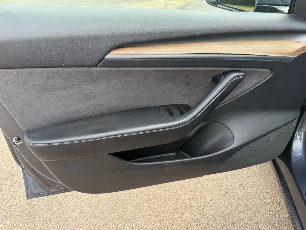 used 2022 Tesla Model 3 car, priced at $21,800