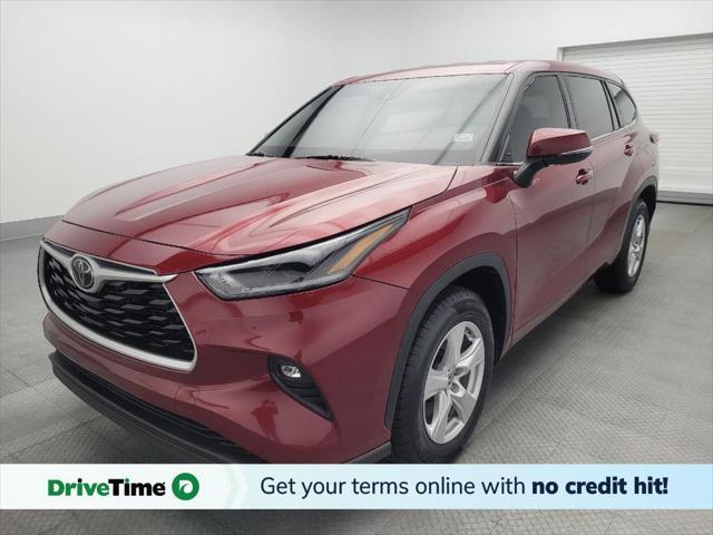 used 2021 Toyota Highlander car, priced at $27,995