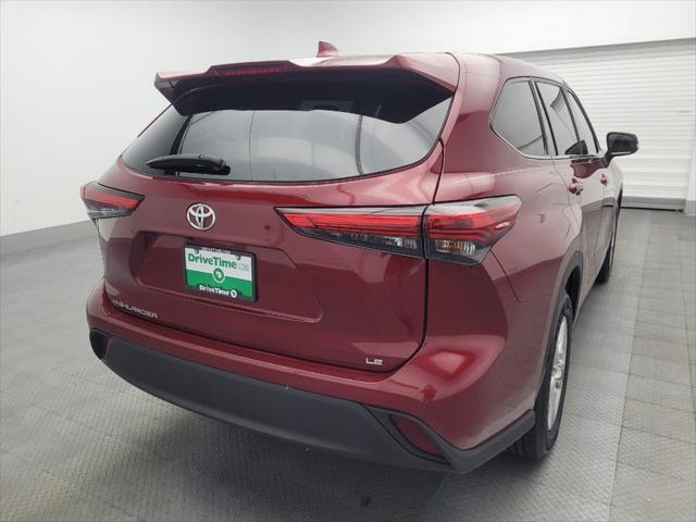 used 2021 Toyota Highlander car, priced at $27,995