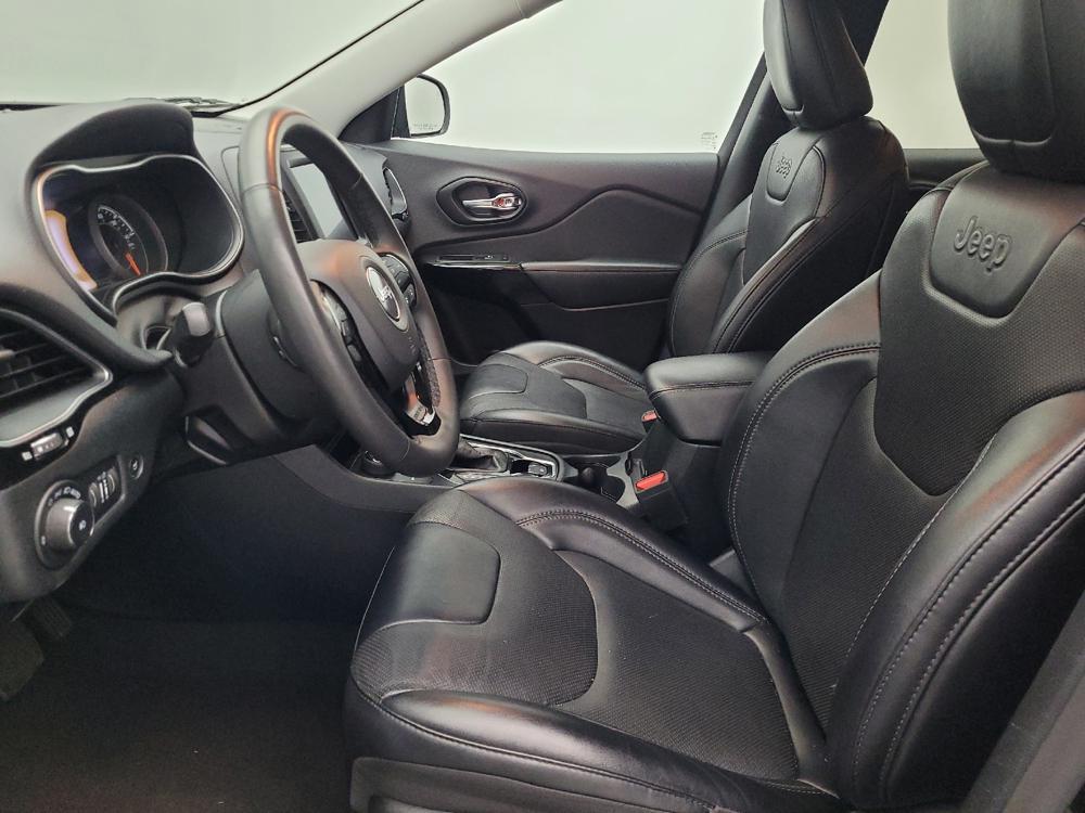 used 2023 Jeep Cherokee car, priced at $21,095