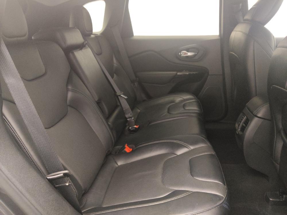 used 2023 Jeep Cherokee car, priced at $21,895