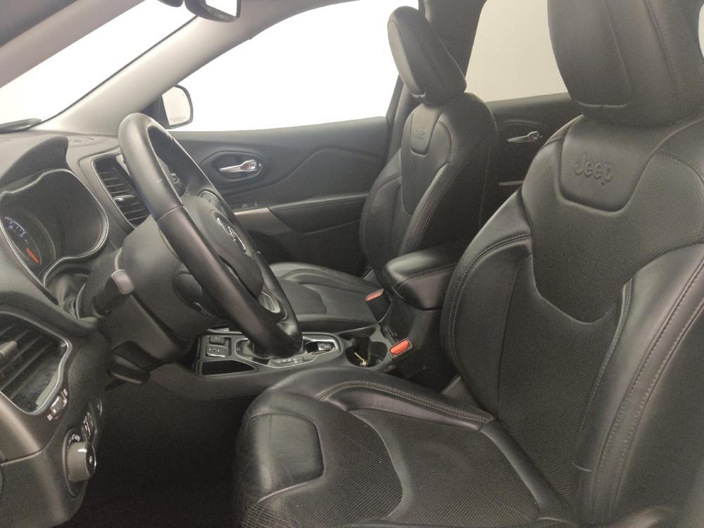 used 2019 Jeep Cherokee car, priced at $18,595