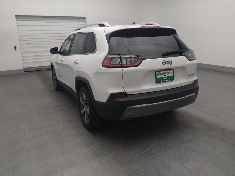 used 2019 Jeep Cherokee car, priced at $18,595