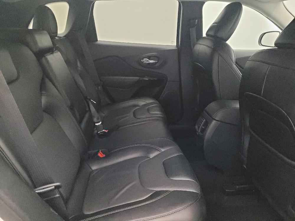used 2023 Jeep Cherokee car, priced at $22,895