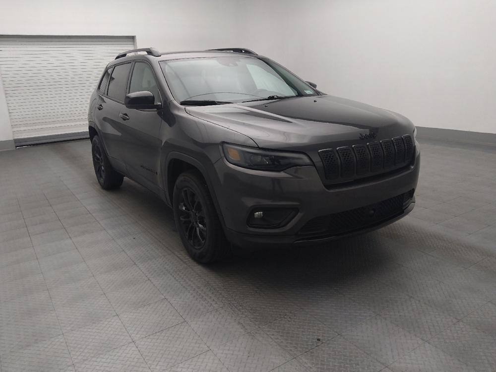 used 2023 Jeep Cherokee car, priced at $23,295