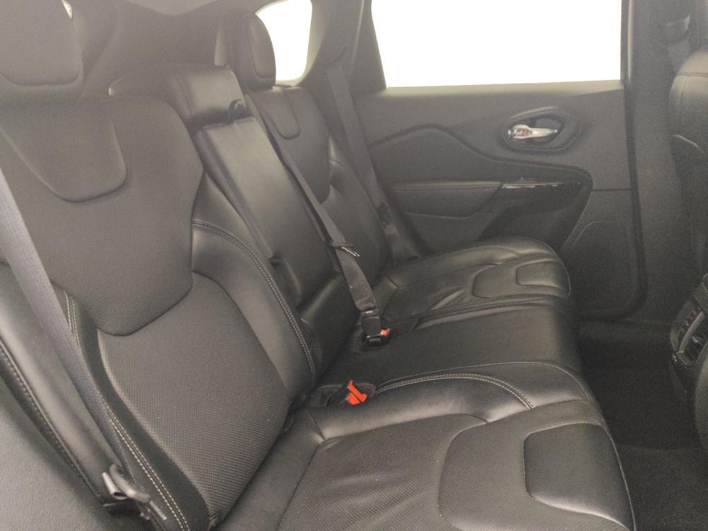 used 2023 Jeep Cherokee car, priced at $23,295