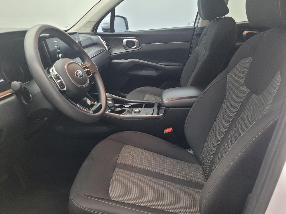 used 2021 Kia Sorento car, priced at $19,195