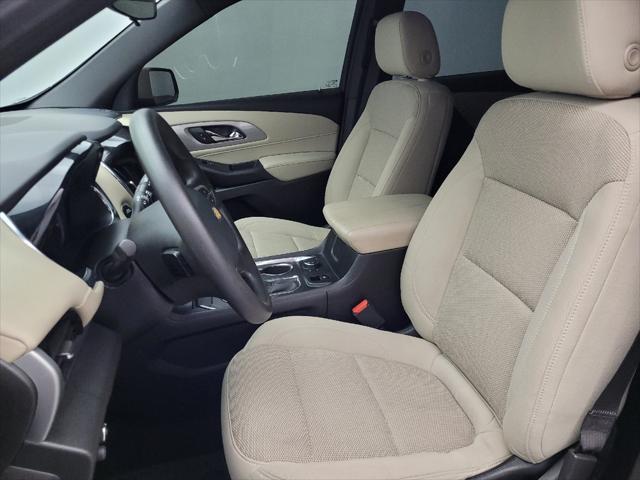 used 2022 Chevrolet Traverse car, priced at $28,195