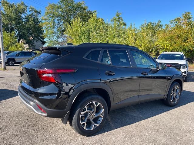 new 2025 Chevrolet Trax car, priced at $25,975