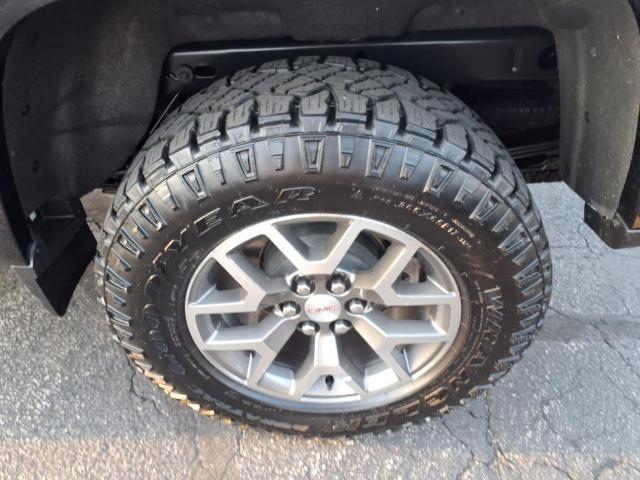 used 2022 GMC Canyon car, priced at $31,900