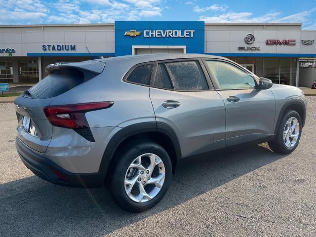new 2025 Chevrolet Trax car, priced at $23,979
