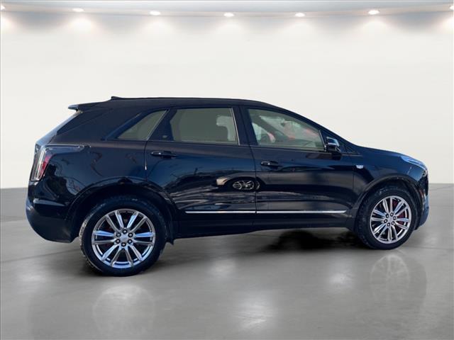 used 2022 Cadillac XT5 car, priced at $37,900