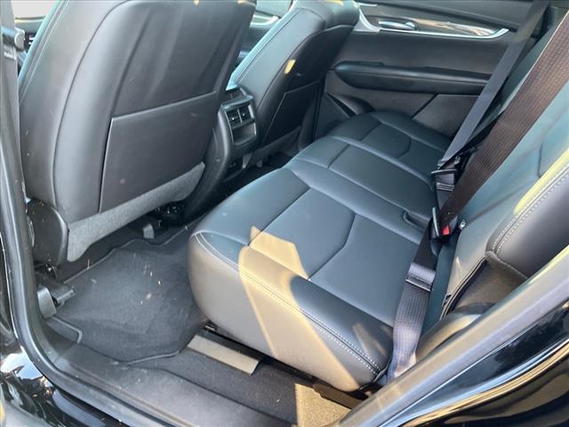 used 2022 Cadillac XT5 car, priced at $37,900