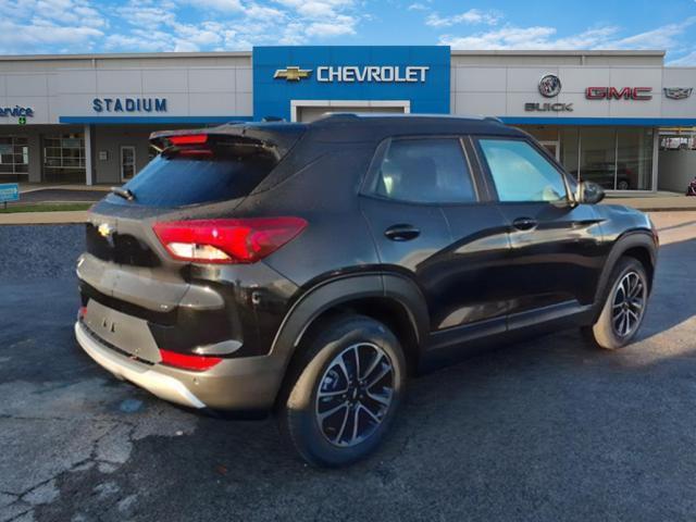 new 2025 Chevrolet TrailBlazer car, priced at $28,525