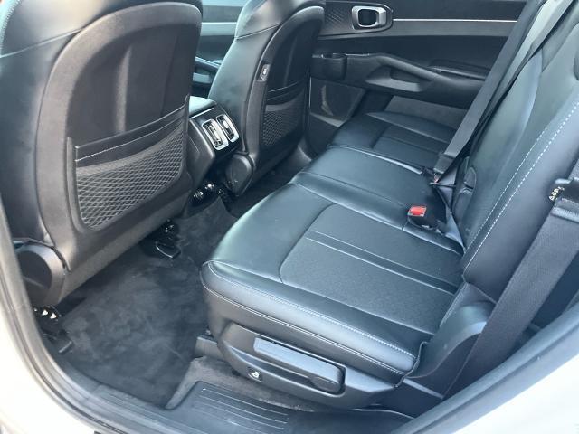 used 2021 Kia Sorento car, priced at $23,900