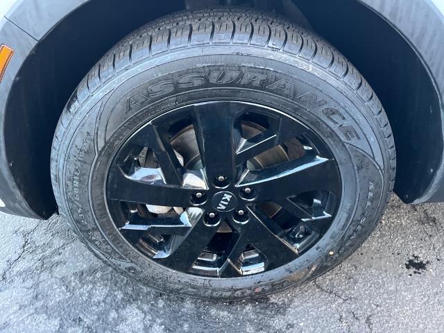 used 2021 Kia Sorento car, priced at $23,900