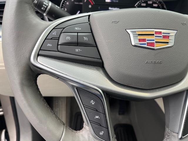 used 2022 Cadillac XT5 car, priced at $31,900