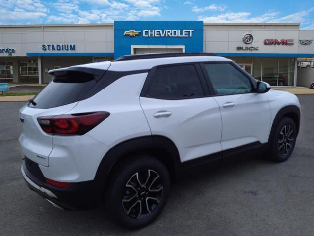 new 2025 Chevrolet TrailBlazer car, priced at $33,275