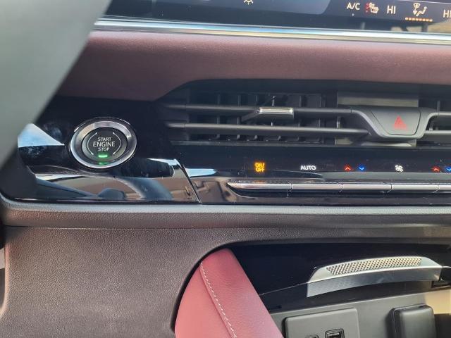 new 2025 Buick Envision car, priced at $42,240