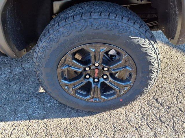 new 2025 GMC Canyon car, priced at $43,319