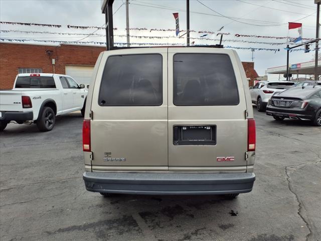 used 2005 GMC Safari car, priced at $6,900