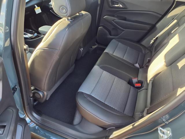 new 2025 Chevrolet Trax car, priced at $26,034