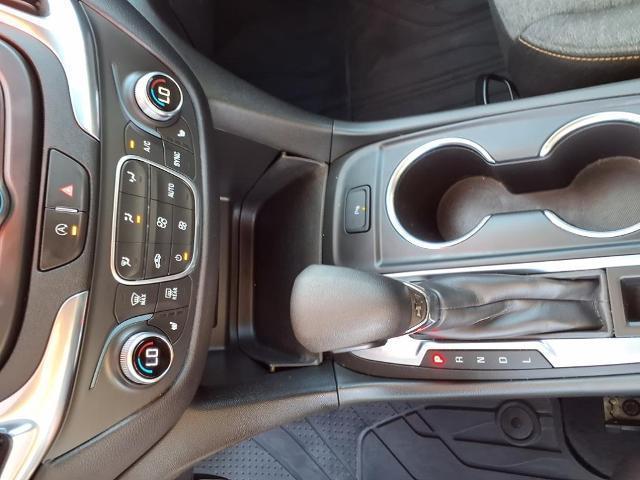 used 2022 Chevrolet Equinox car, priced at $17,900