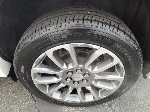 used 2021 GMC Acadia car, priced at $29,900