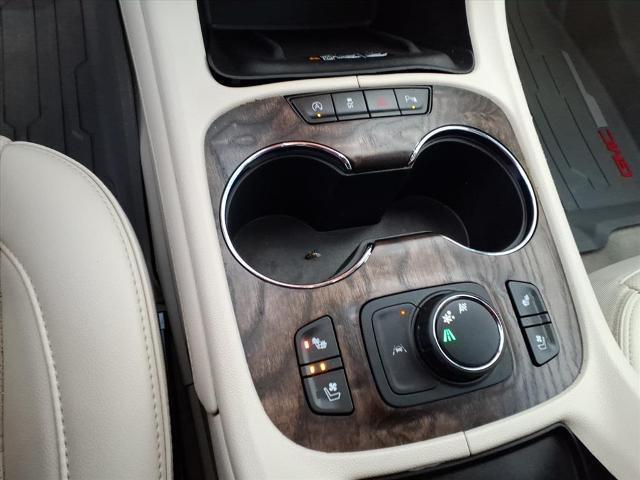 used 2021 GMC Acadia car, priced at $29,900