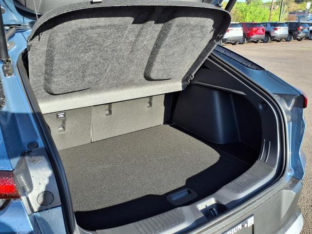 new 2025 Buick Envista car, priced at $28,025