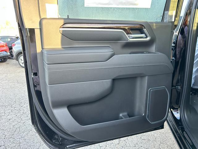 new 2026 GMC Sierra 2500 car, priced at $65,044