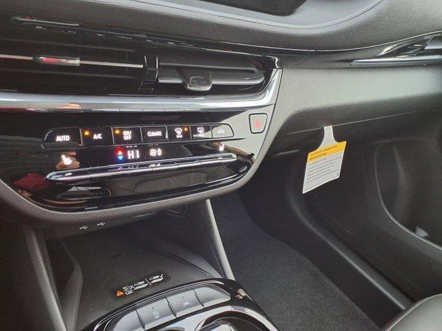 new 2025 Buick Envista car, priced at $29,945