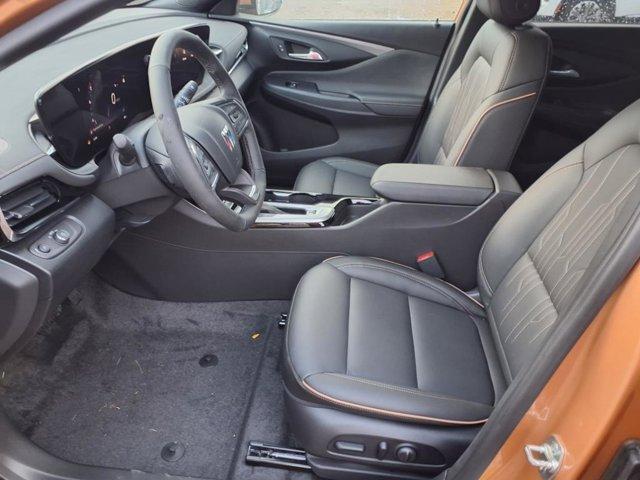 new 2025 Buick Envista car, priced at $29,945