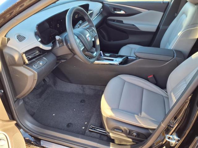new 2025 Buick Envista car, priced at $29,695