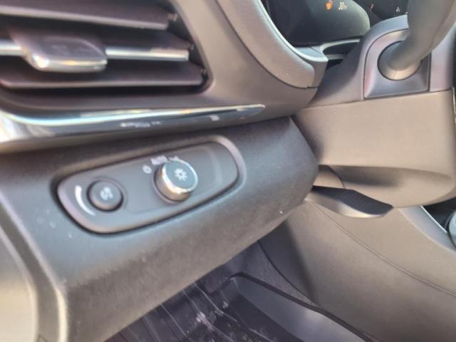 new 2025 Buick Envista car, priced at $25,045