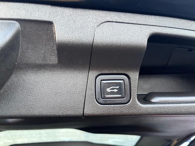 used 2022 GMC Acadia car, priced at $23,900