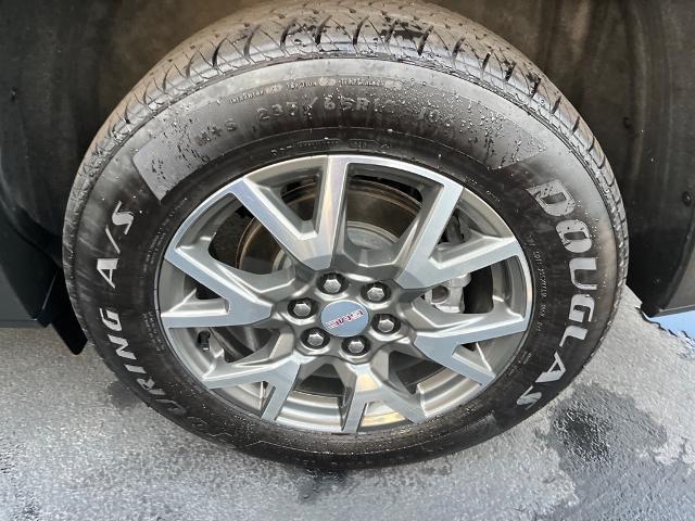 used 2022 GMC Acadia car, priced at $23,900