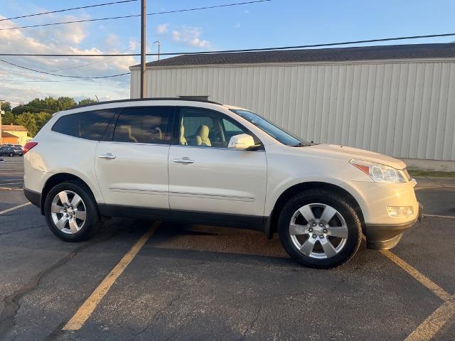 used 2011 Chevrolet Traverse car, priced at $5,900