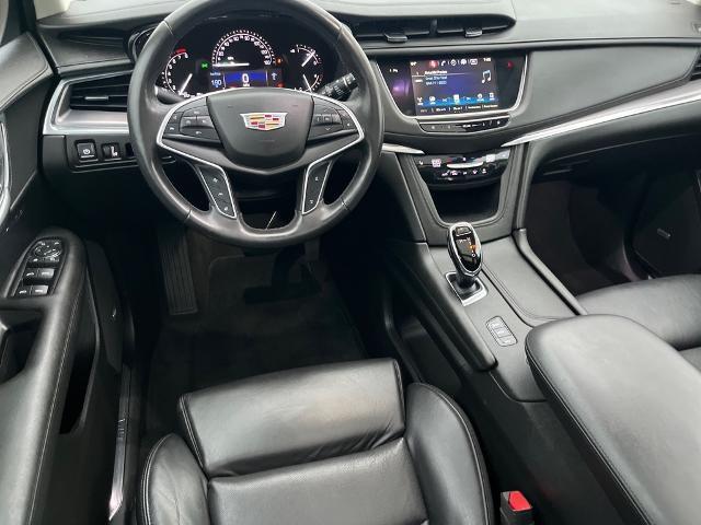 used 2017 Cadillac XT5 car