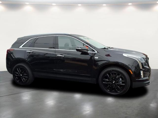 used 2022 Cadillac XT5 car, priced at $35,900